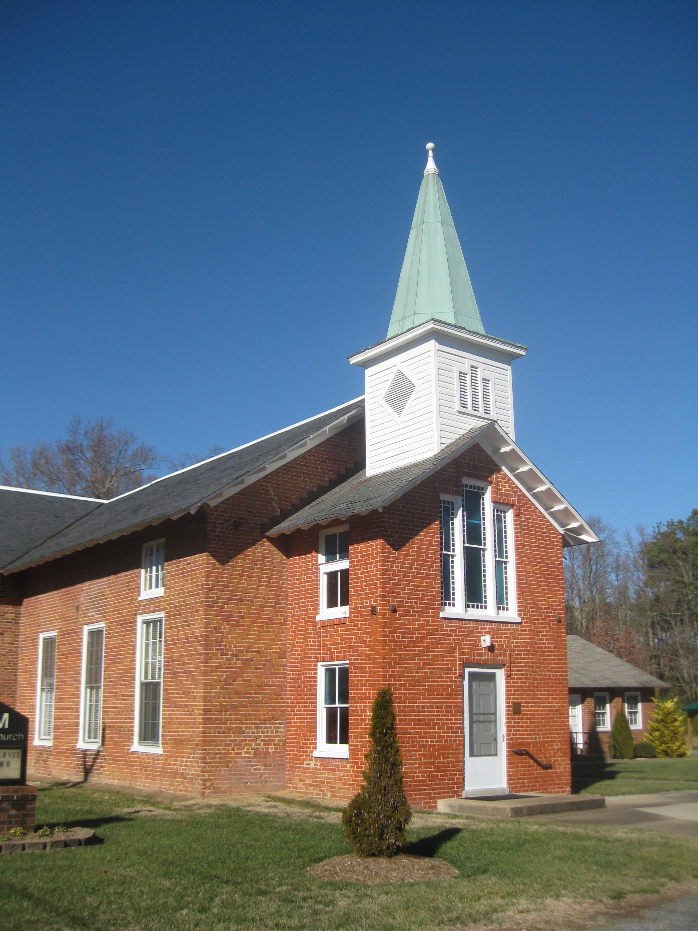 Established in 1829, Salem Church sat at the center of the settlement known as Haw's Shop. As the fighting developed west of the sanctuary, the building became a hospital for wounded Union and Confederate troopers. After the fighting, Brig. Gen. George Custer established his headquarters here. 