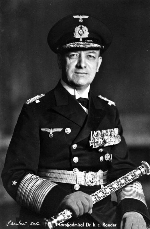 Bundesarchiv_Erich_Raeder