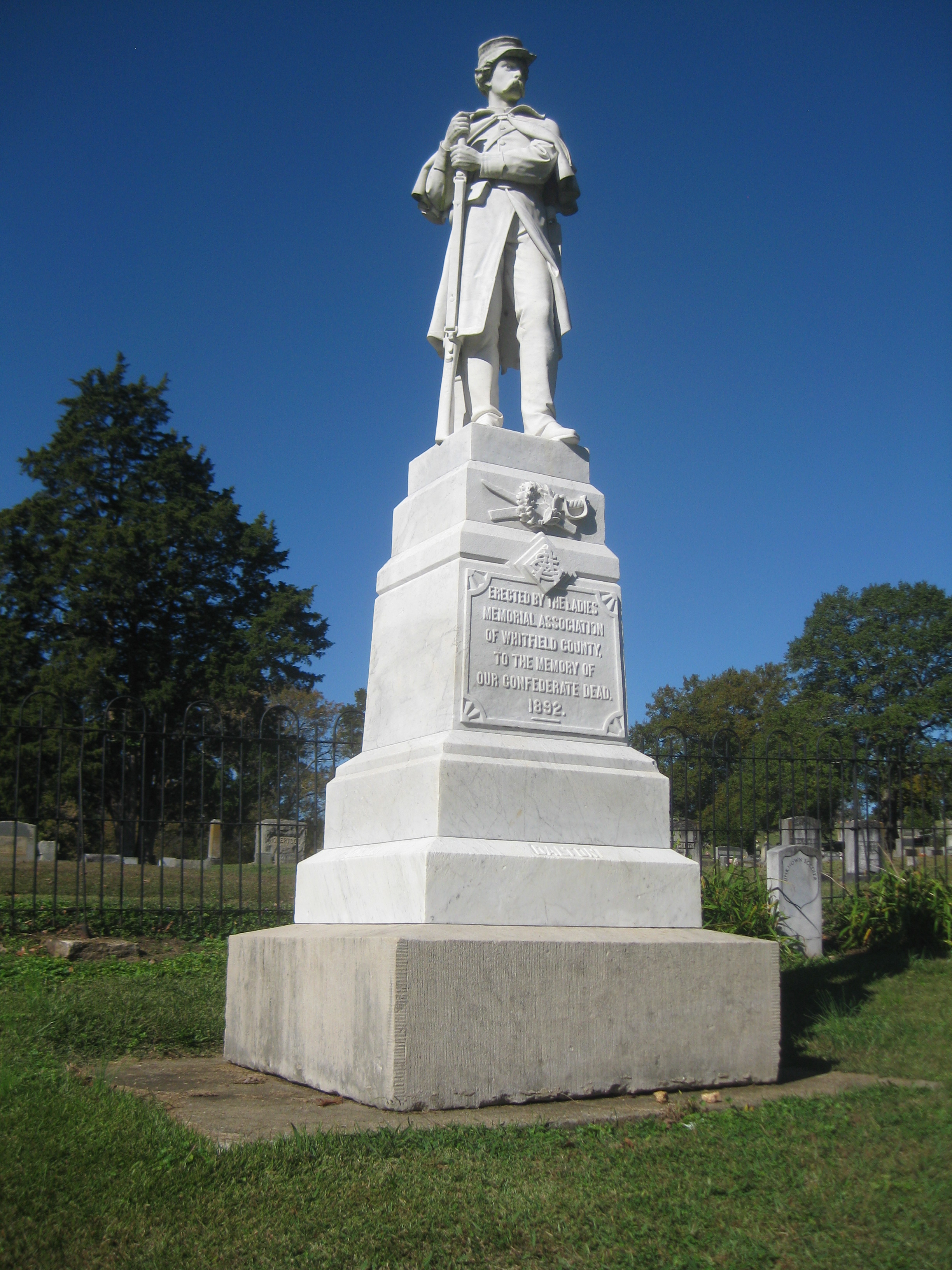Monument to Confederate Dead in the Dalton Cemetery
