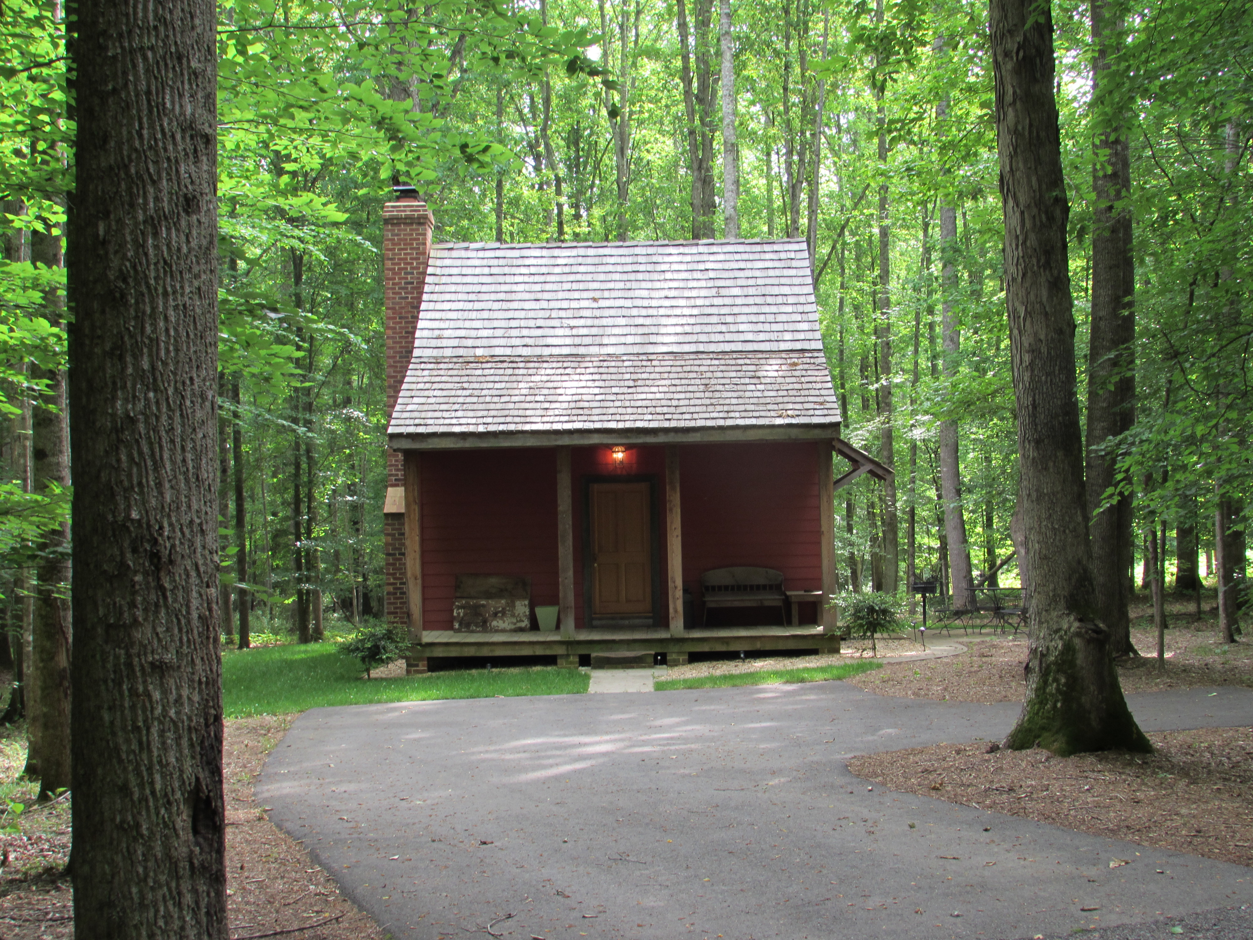 The quaint Adrian Cabin at Stevenson Ridge.