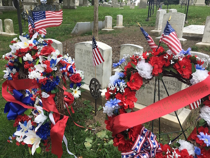 Meade wreaths