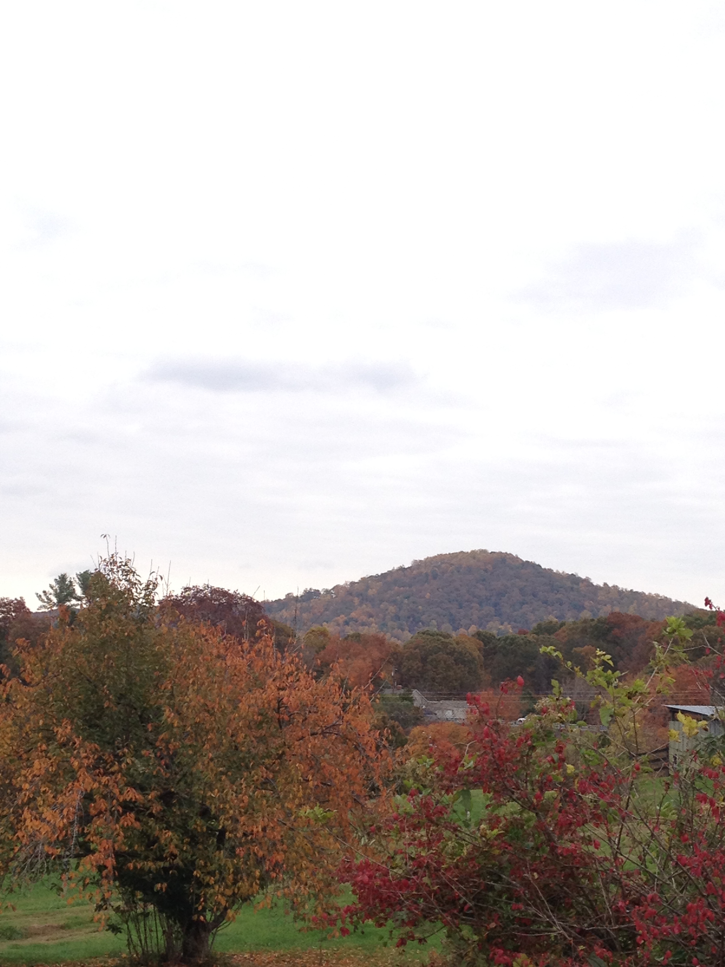 Thoroughfare Mountain from Bethsaida Church