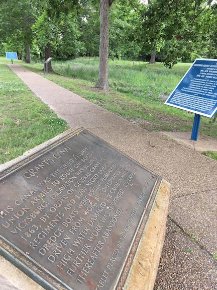 Grant's Canal markers