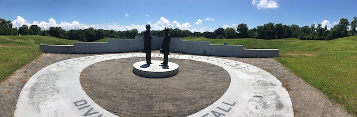 Kentucky Monument panorama
