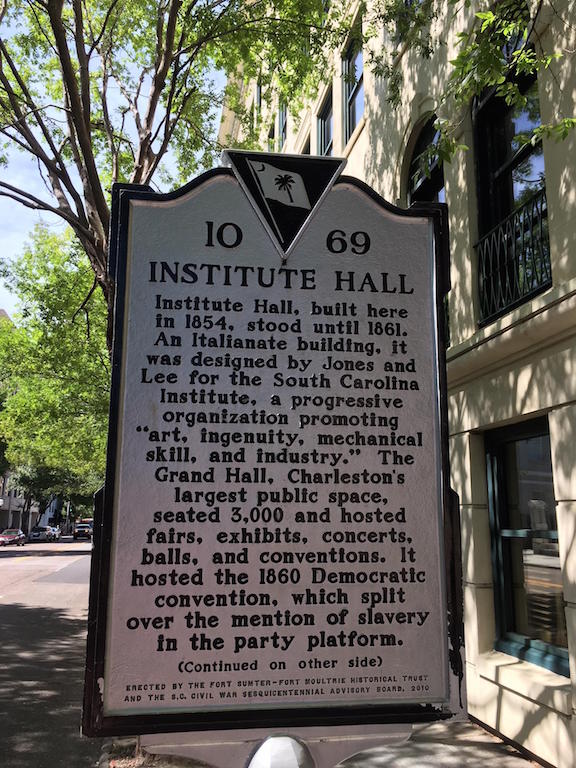 Institute Hall 01