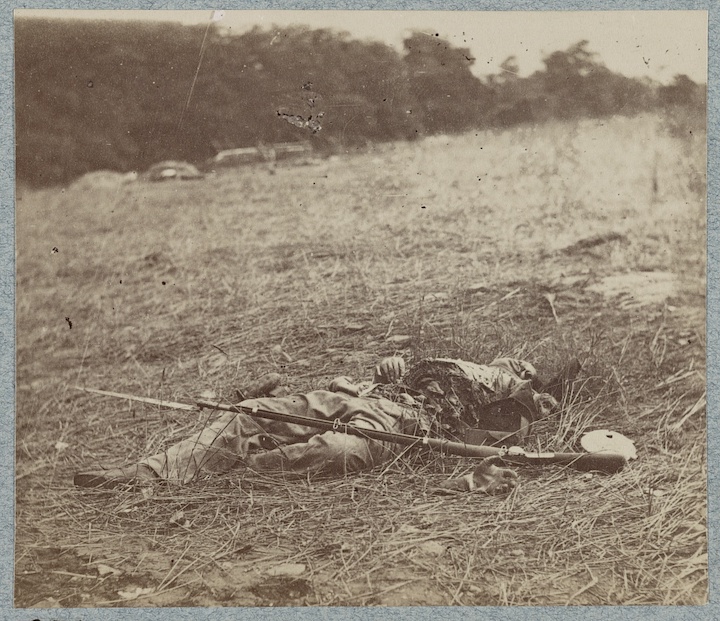 Graphic-disemboweled Confederate