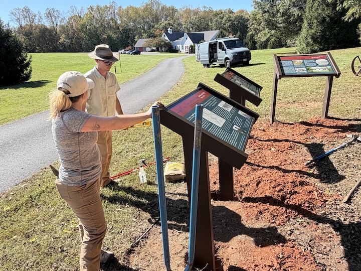 Ashley Bassetti and Chris Brown align the third sign with signs one and two